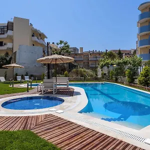 Lägenhetshotell Leonidas &, Rethymno
